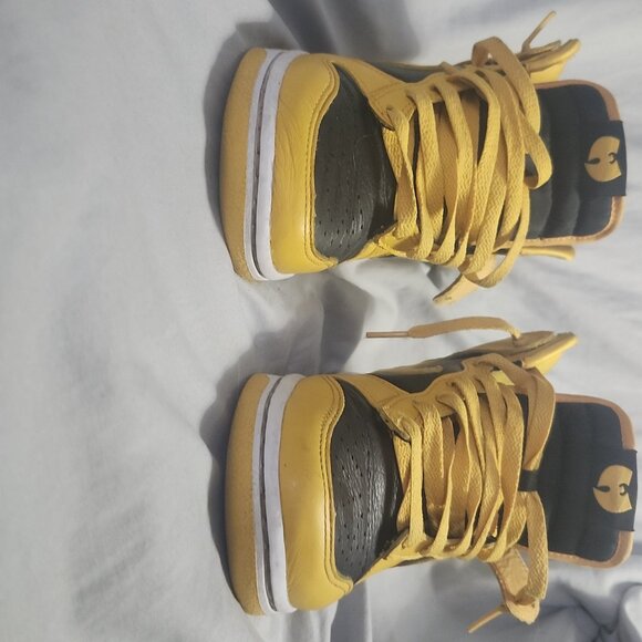 Nike x Wu-Tang Dunk High Retro 24 - Picture 1 of 7